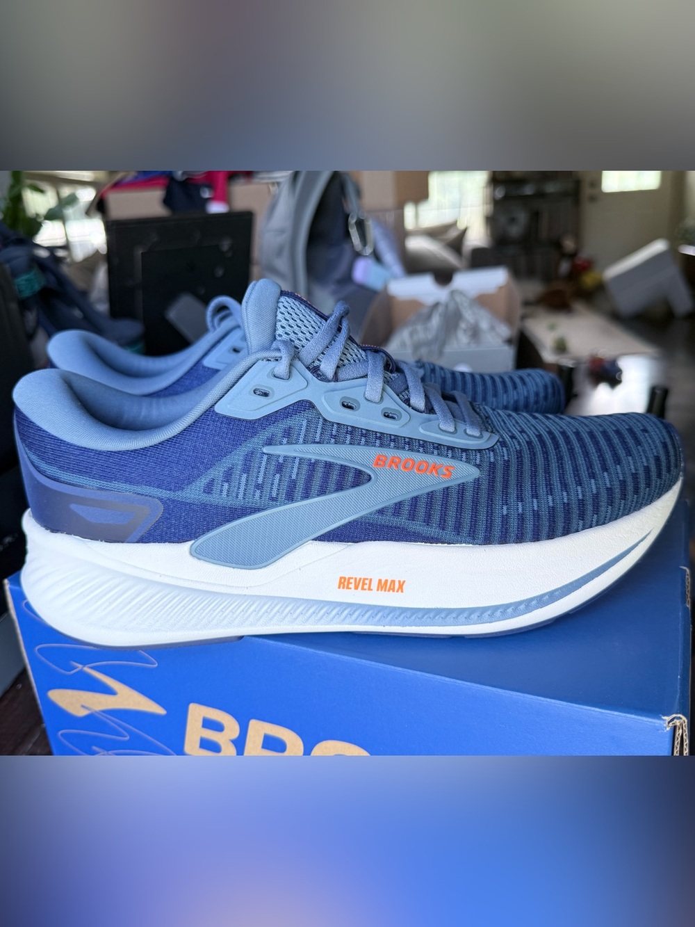 Brooks Revel Max